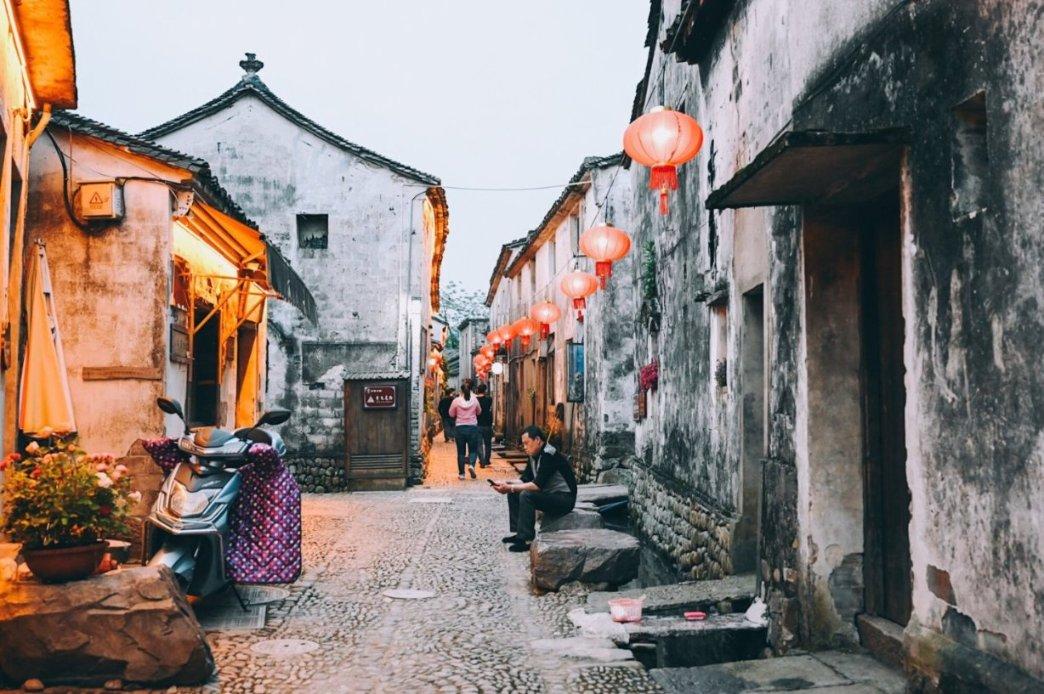 又见雍森—一个励志而又自强的残疾年轻人